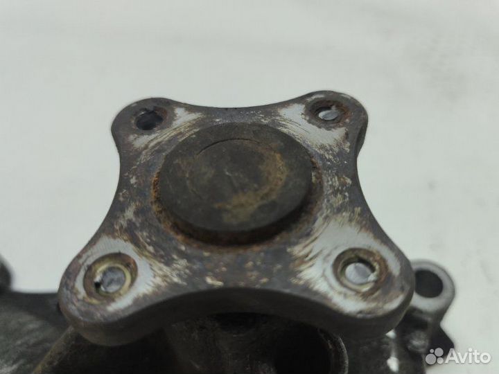 Помпа Nissan Bluebird EU14 QG18225669 1998