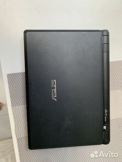 Нетбук asus