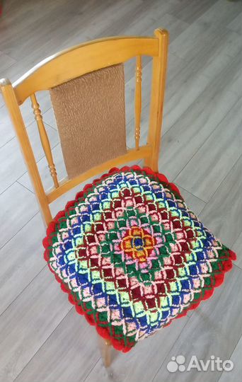 Коврик вязаный