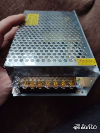 Блок питания для светодиодной ленты 24v