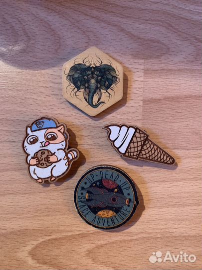 Значки/пины WAF WAF