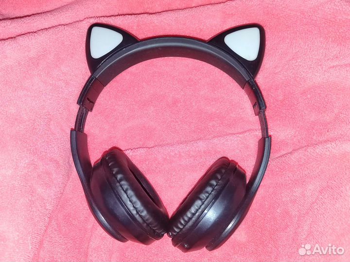 Беспроводные наушники с ушками