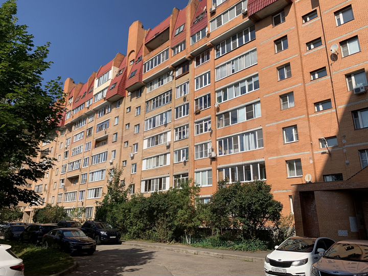 2-к. квартира, 53,1 м², 9/9 эт.