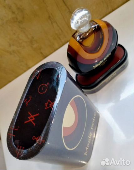 Magie noire lancome духи Винтаж Новые