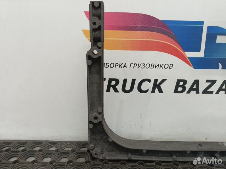 Кронштейн крыла передний левый