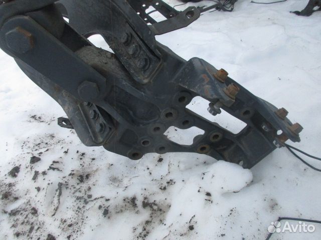 Кронштейн крепления передней рессоры Mercedes Benz