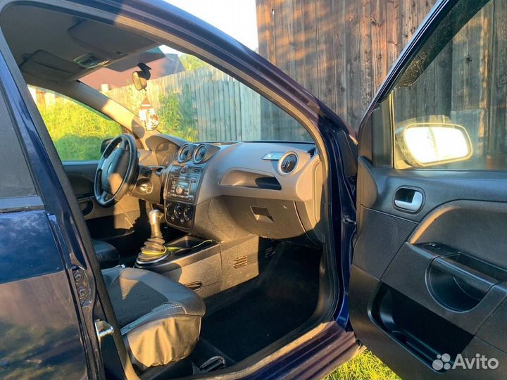 Ford Fiesta 1.6 МТ, 2006, 199 999 км