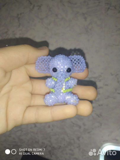 Игрушка из бисера