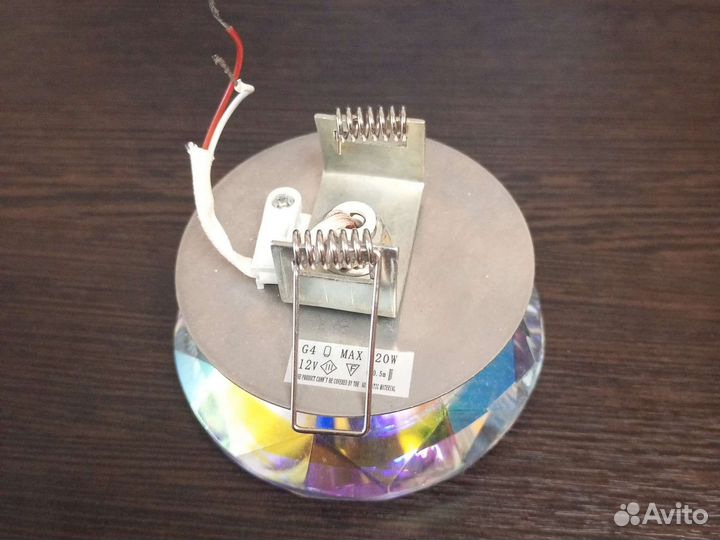 Светильник встраиваемый