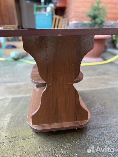 Журнальный столик