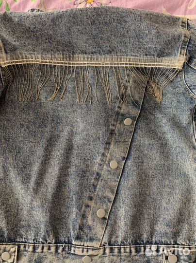 Джинсовая куртка