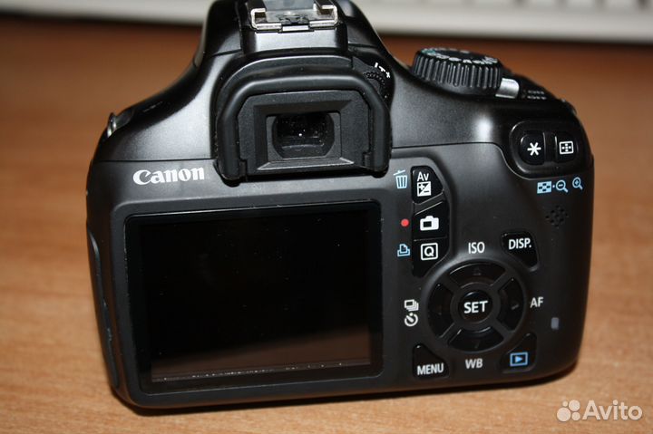 Canon eos 1100d