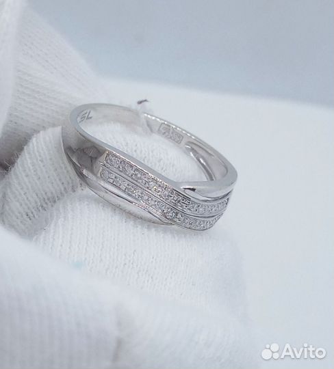 Золотое кольцо с бриллиантами дорожка