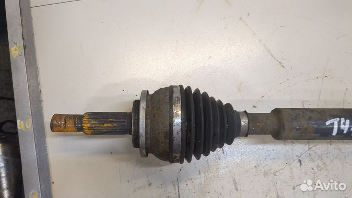 Полуось правая передняя Toyota Prius, 2012