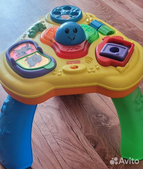 Развивающий столик fisher price
