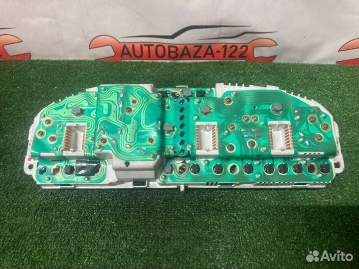 Панель приборов Hyundai Sonata Y3 G4CPS 1996