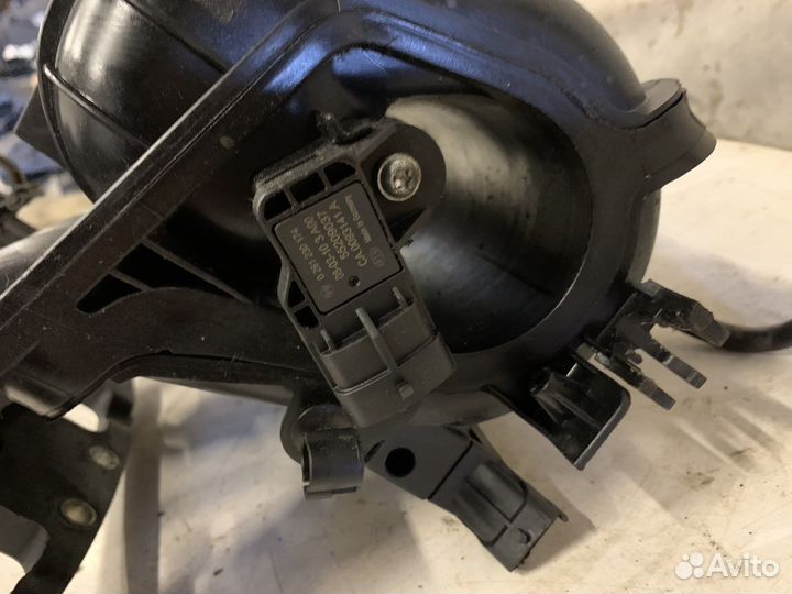 Коллектор впускной Fiat Albea 1.4