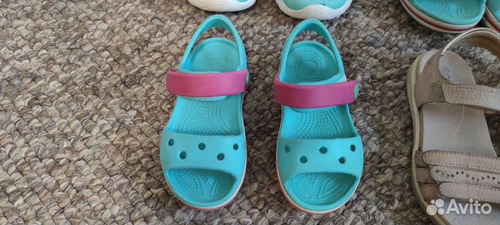 Сандалии Crocs