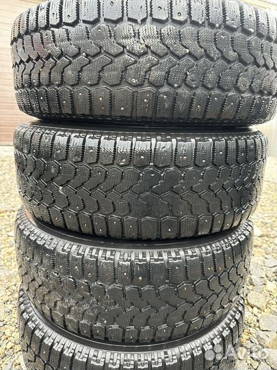 Комплект в сборе R16 215/65