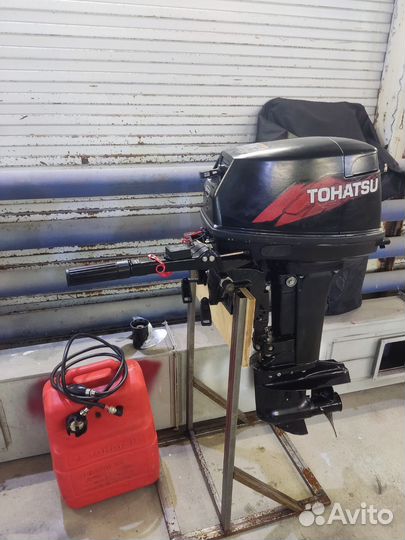 Продам мотор. Tohatsu 18(9.9)