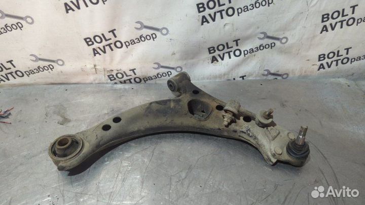 Рычаг передний правый Toyota Carina ST190 4S-FE