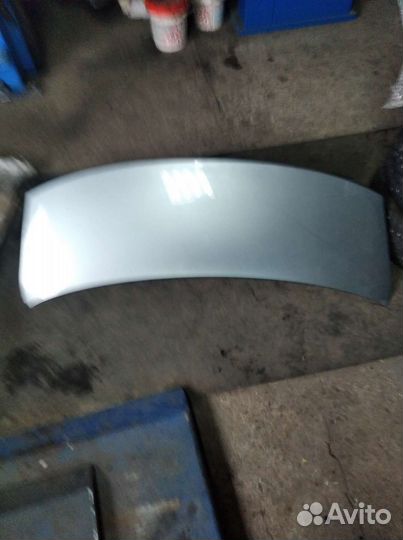 Крышка багажника на Митсубиси Лансер 10