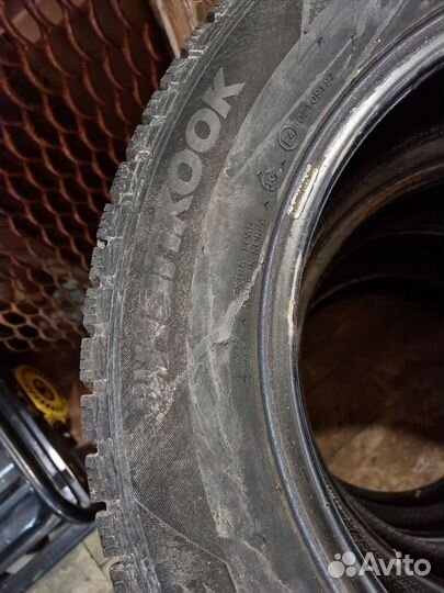 Hankook Winter I'Pike 215/60 R16