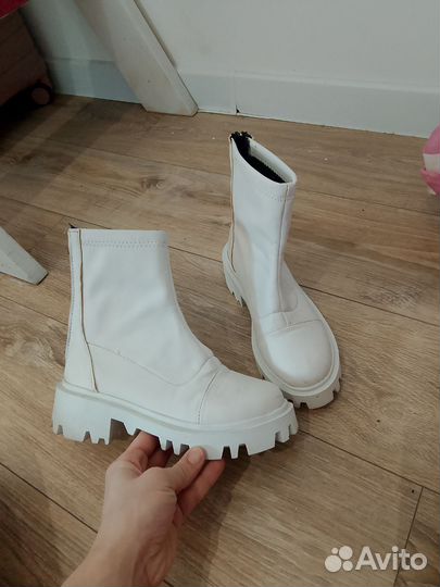 Ботинки женские 38 размера