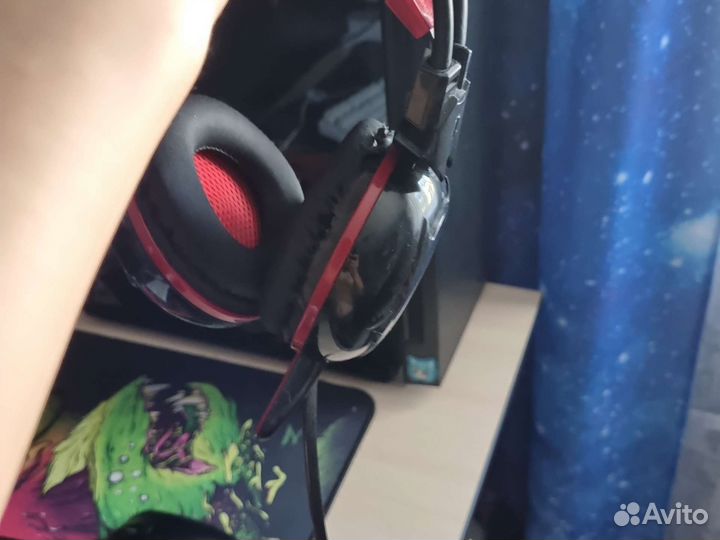 Игровые наушники