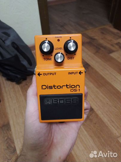 Гитарная педаль boss ds-1