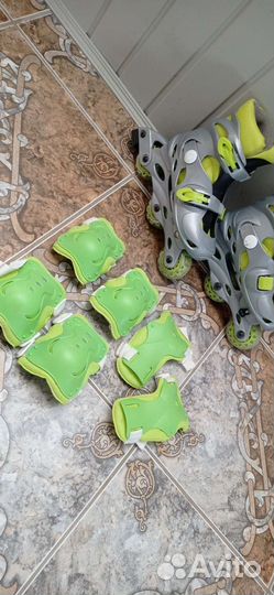 Роликовые коньки детские раздвижные р.31-34