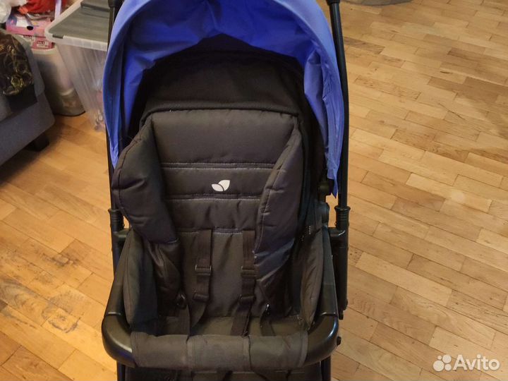 Прогулочная коляска joie