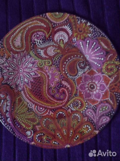 Тарелки с точечной росписью