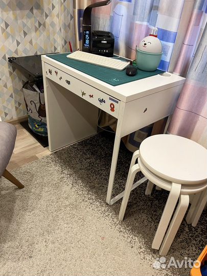Письменный стол IKEA микке