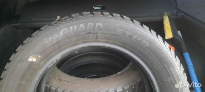 Yokohama Ice Guard Stud IG35 225/60 R18 100T