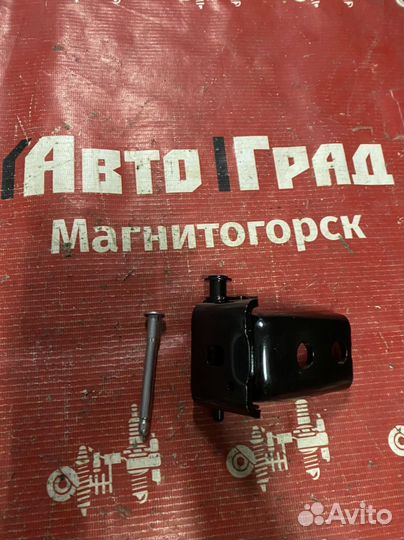 Citroen C4 Петля двери