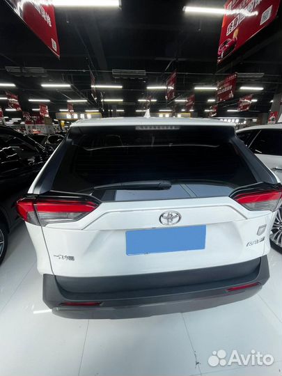 Toyota RAV4 2.0 CVT, 2020, 68 000 км