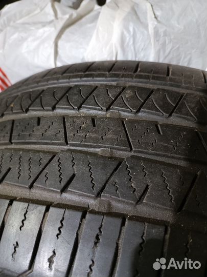 Continental CrossContact LX 235/50 R18 97V