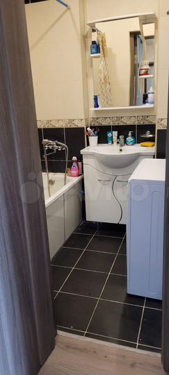 2-к. квартира, 53 м², 9/17 эт.