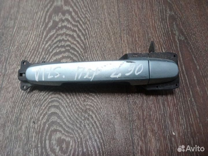 Ручка двери внешняя передняя левая Toyota Vitz