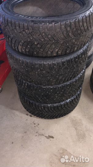 Michelin X-Ice North 4 235/45 R18 98T