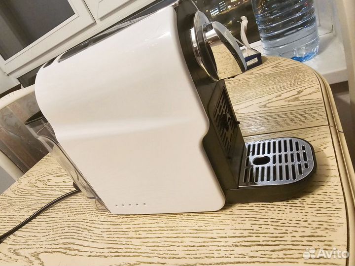 Капсульная кофемашина jonr