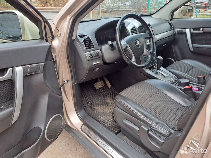 Chevrolet Captiva 2.2 AT, 2012, 229 000 км