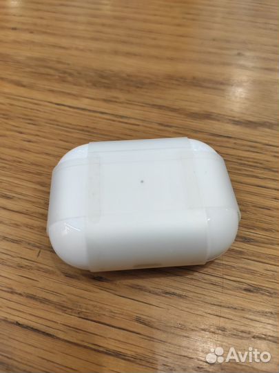 Футляр кейс новый AirPods Pro 2 (А2700)