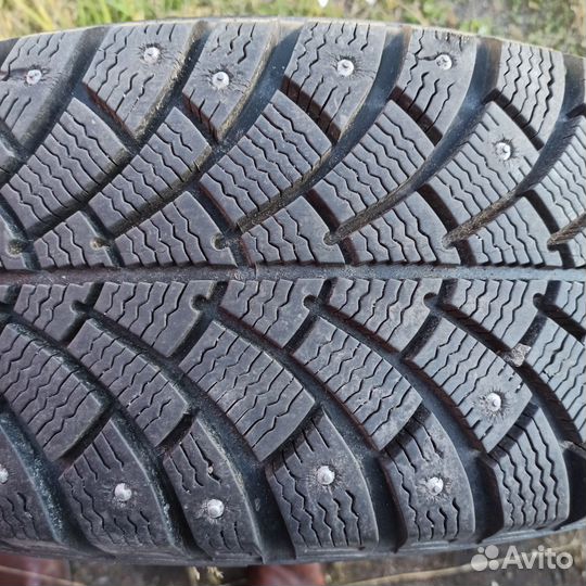 Bfgoodrich G-Force Stud 215/65 R16 102Q