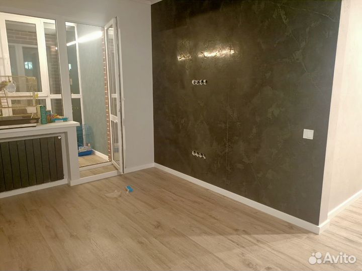 Монтаж плинтусов и напольных покрытий