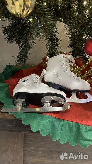 Коньки фигурные детские 26 размер