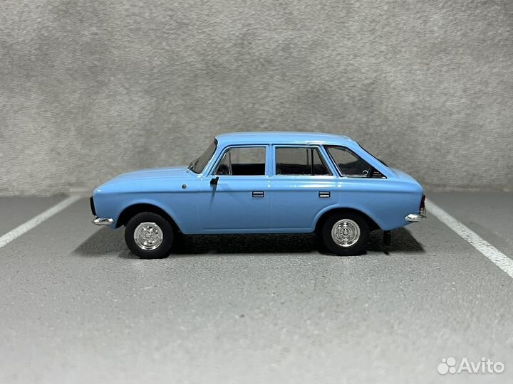 Коллекционная модель Иж-21251 Комби 1:43 DeA