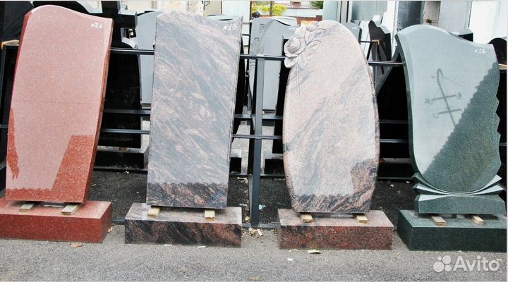 Памятники из разного гранита долговечные гарантия