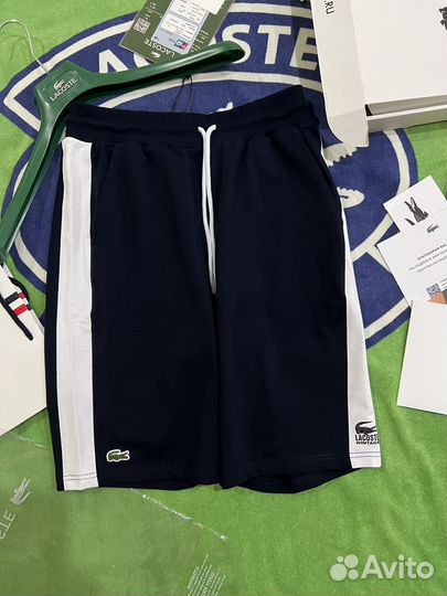 Новые шорты lacoste